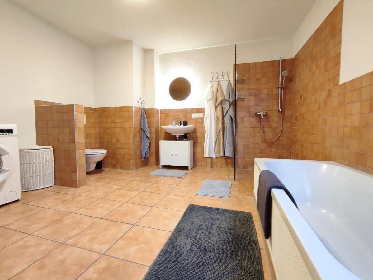 Haus Mediterran - Gemuetliches Ferienhaus 130 M² Fuer Max. 7 Personen Mit Balkon Und Garten Am Bodensee Radolfzell am Bodensee Exterior photo